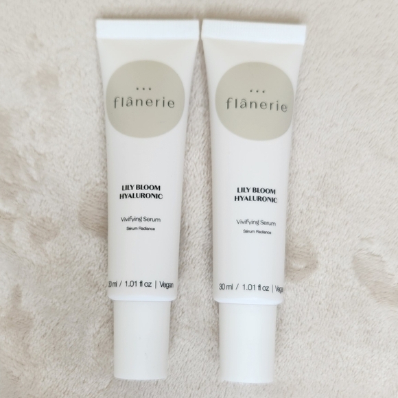 Flanerie Lily Bloom Hyaluronic Vivifying Serum Set - Picture 1 of 7